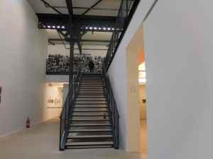 DSCN0220 GRANDE HALLE INT4