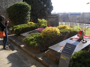 20 TOMBES ANARCHISTES