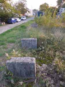 30-SUR ANCIENNE PLATEFORME