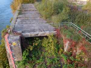 34-QUAI ET ÉCHELLE DE CRUE